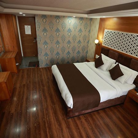 Hotel The Montreal Telbal Luaran gambar