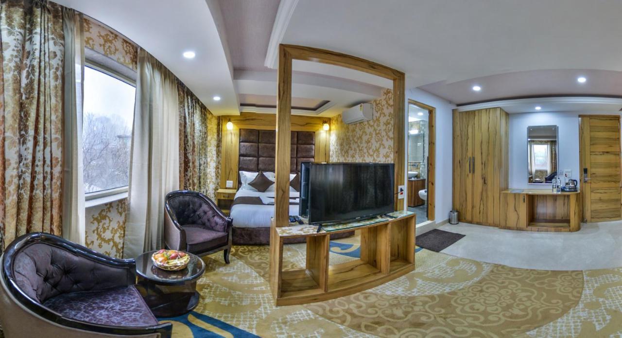 Hotel The Montreal Telbal Luaran gambar