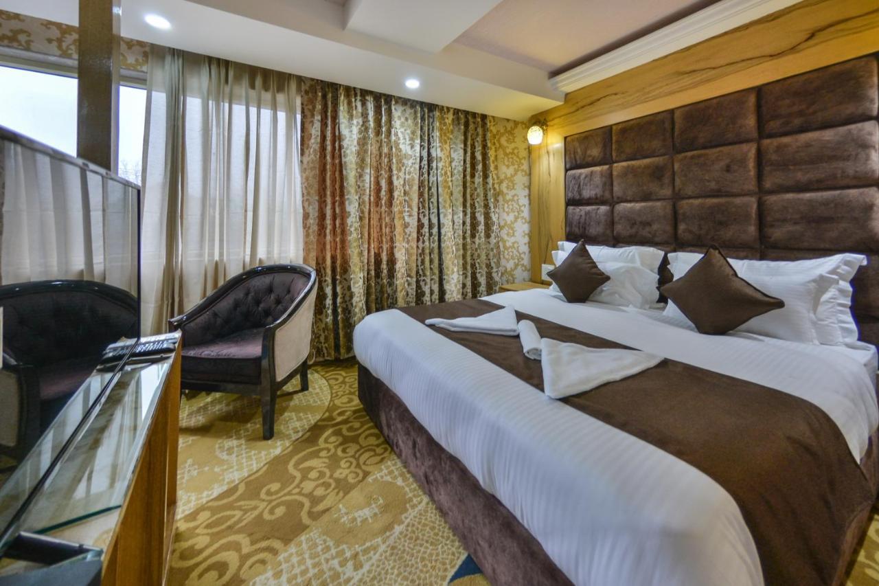 Hotel The Montreal Telbal Luaran gambar