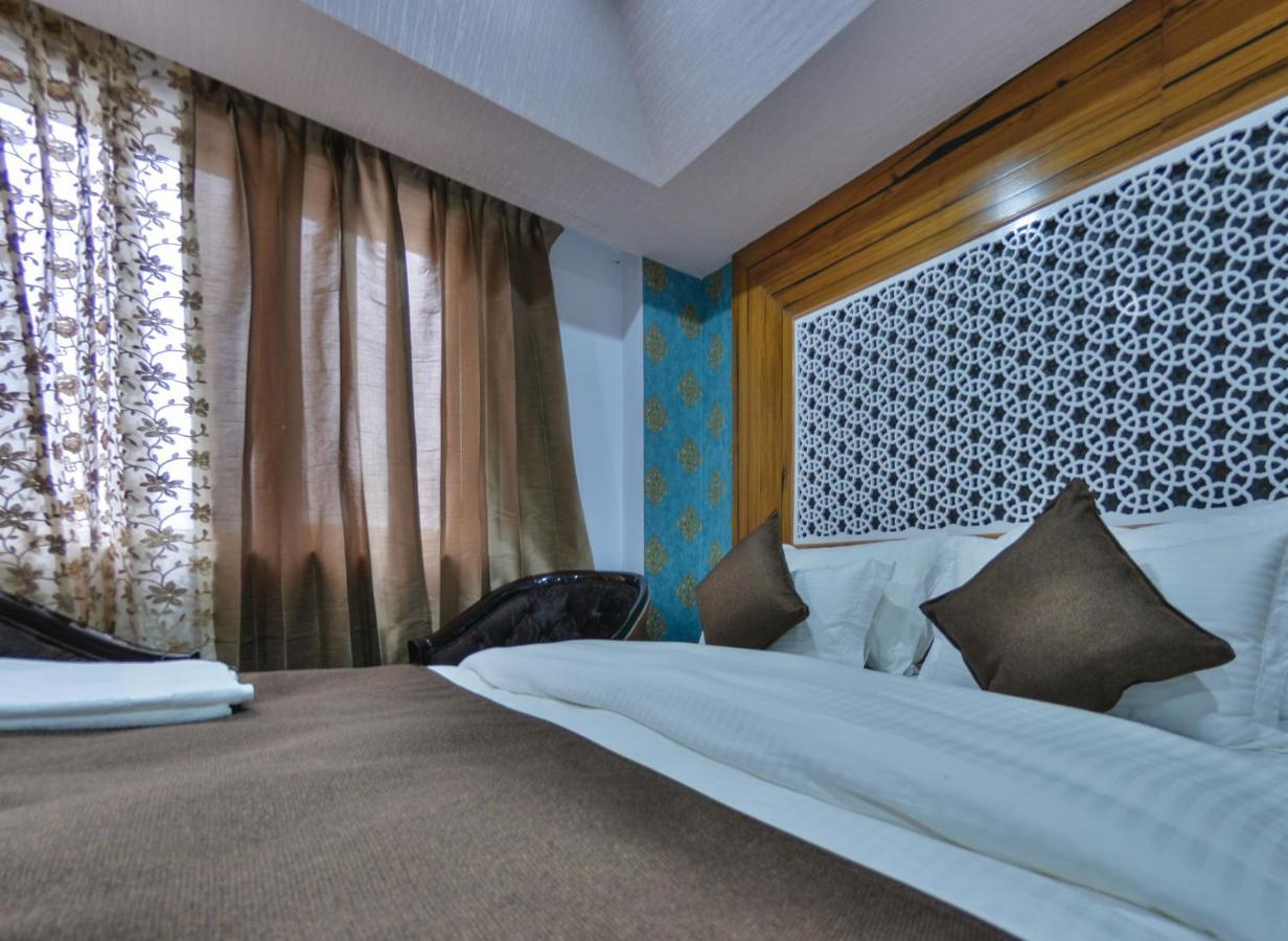 Hotel The Montreal Telbal Luaran gambar