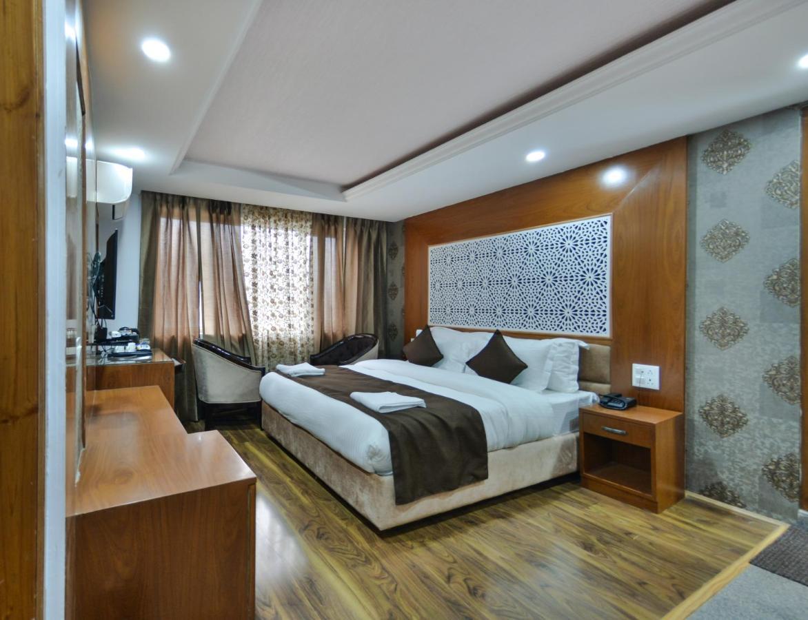 Hotel The Montreal Telbal Luaran gambar
