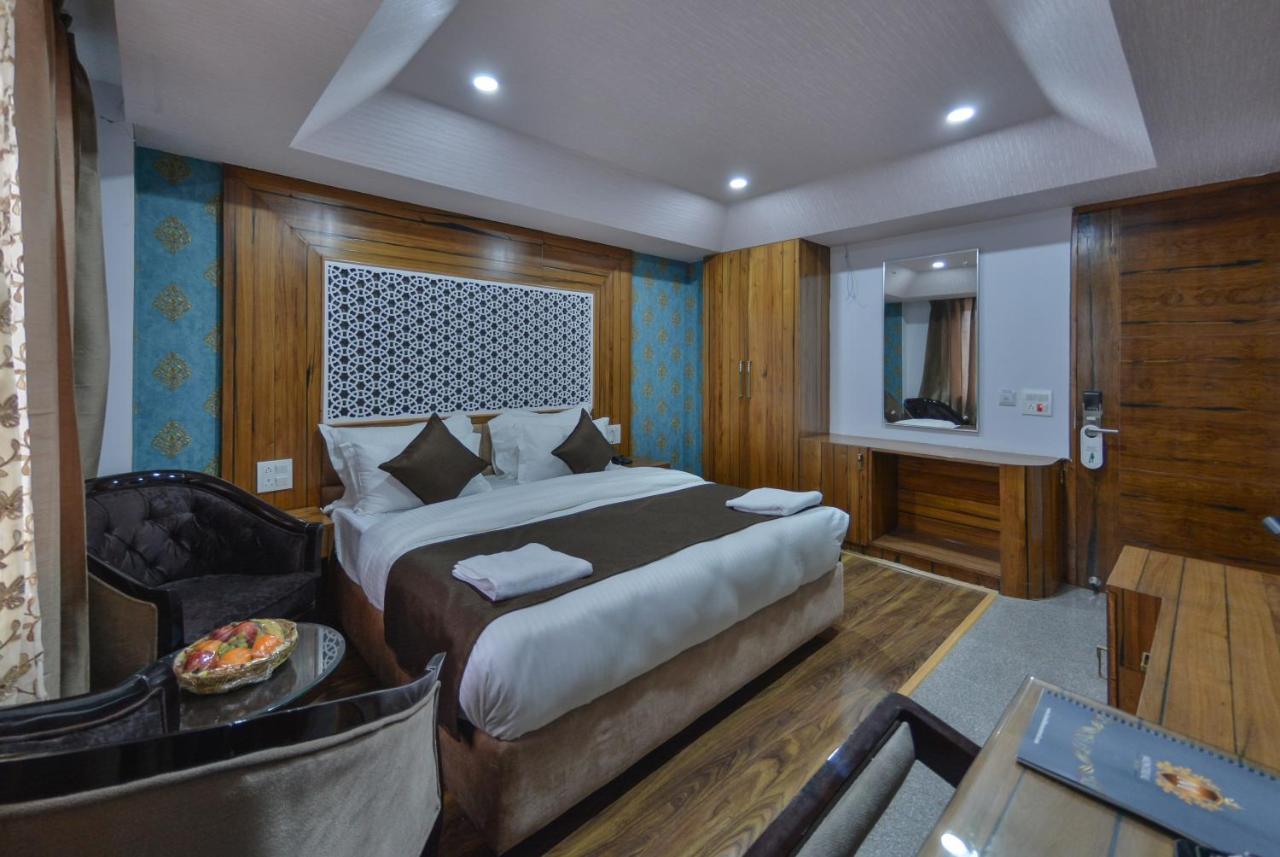 Hotel The Montreal Telbal Luaran gambar