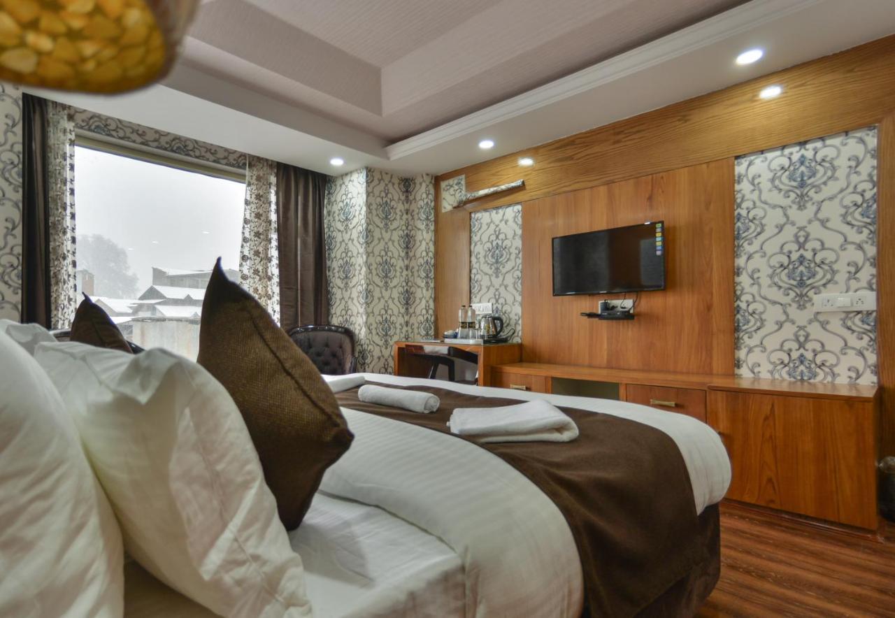 Hotel The Montreal Telbal Luaran gambar